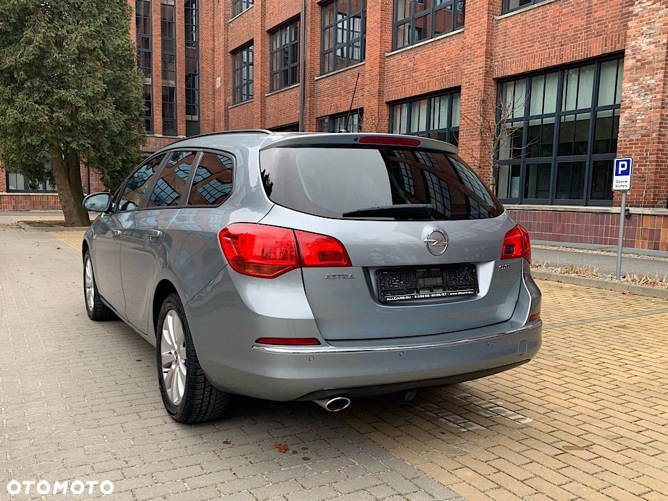 Opel Astra - 14
