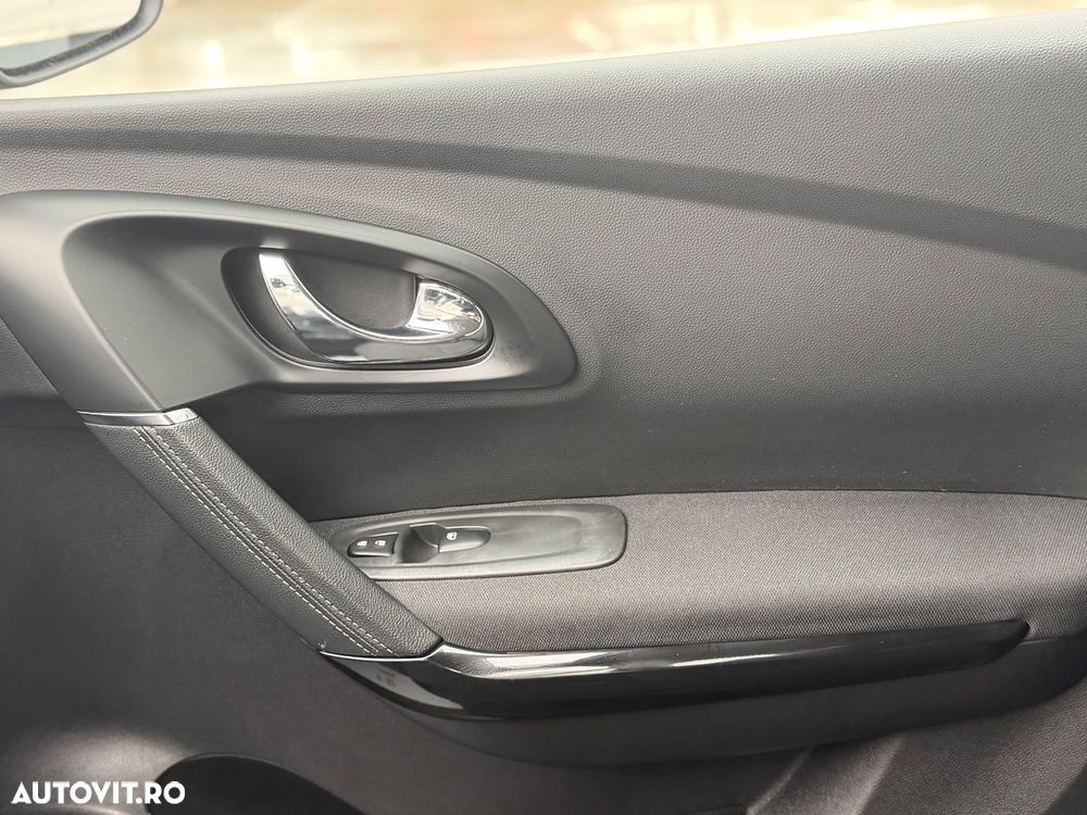 Renault Kadjar 1.6 DCI CVT Intens - 9