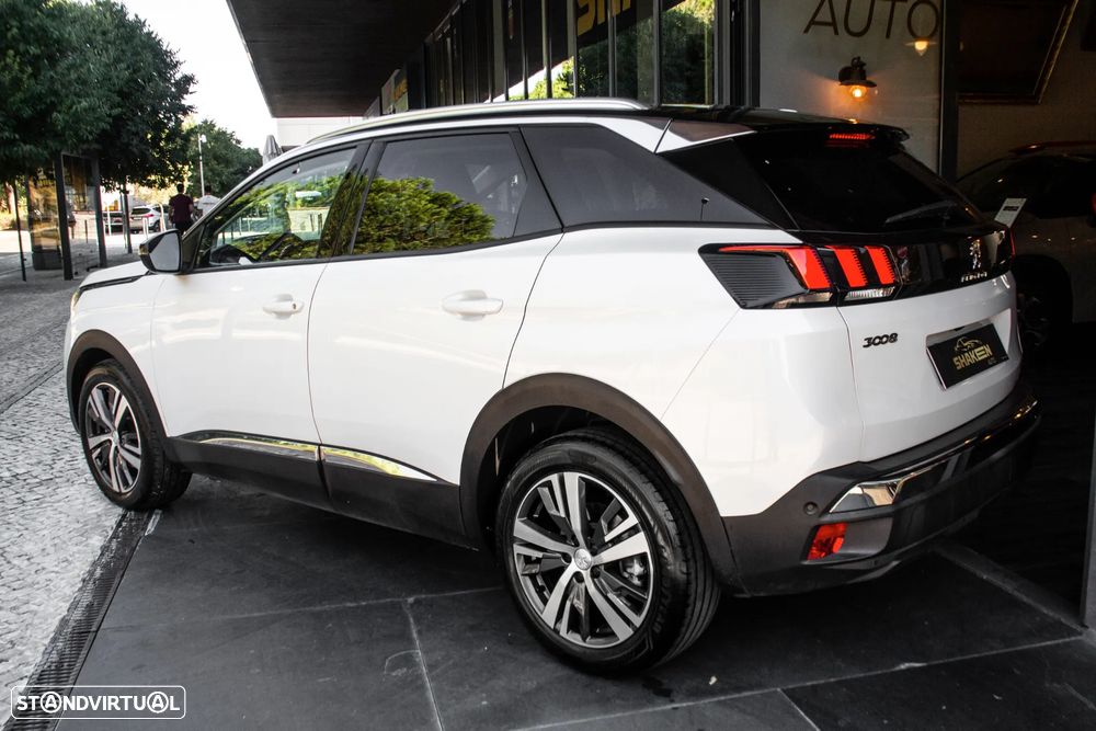 Peugeot 3008 PureTech 130 Stop & Start GPF EAT8 Allure - 3