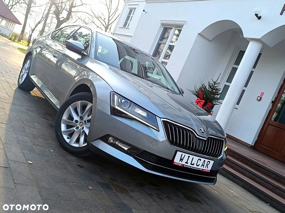 Skoda Superb 1.4 TSI ACT DSG Ambition - 6