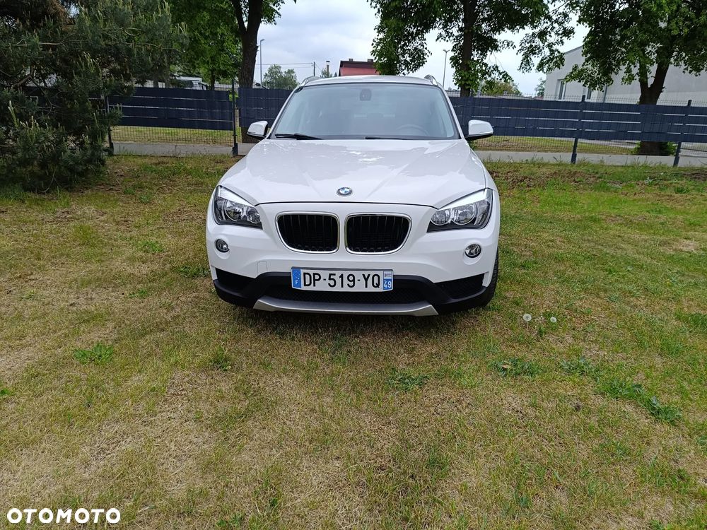 BMW X1 sDrive18d xLine - 35