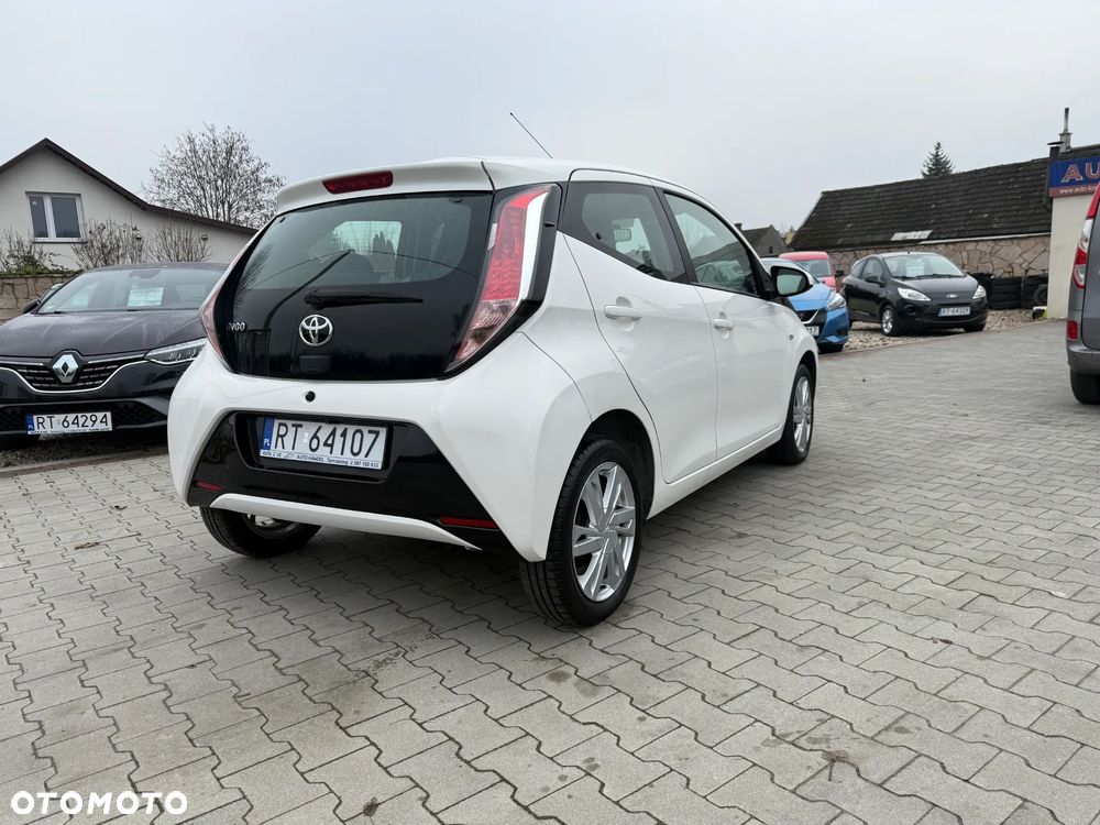 Toyota Aygo - 14