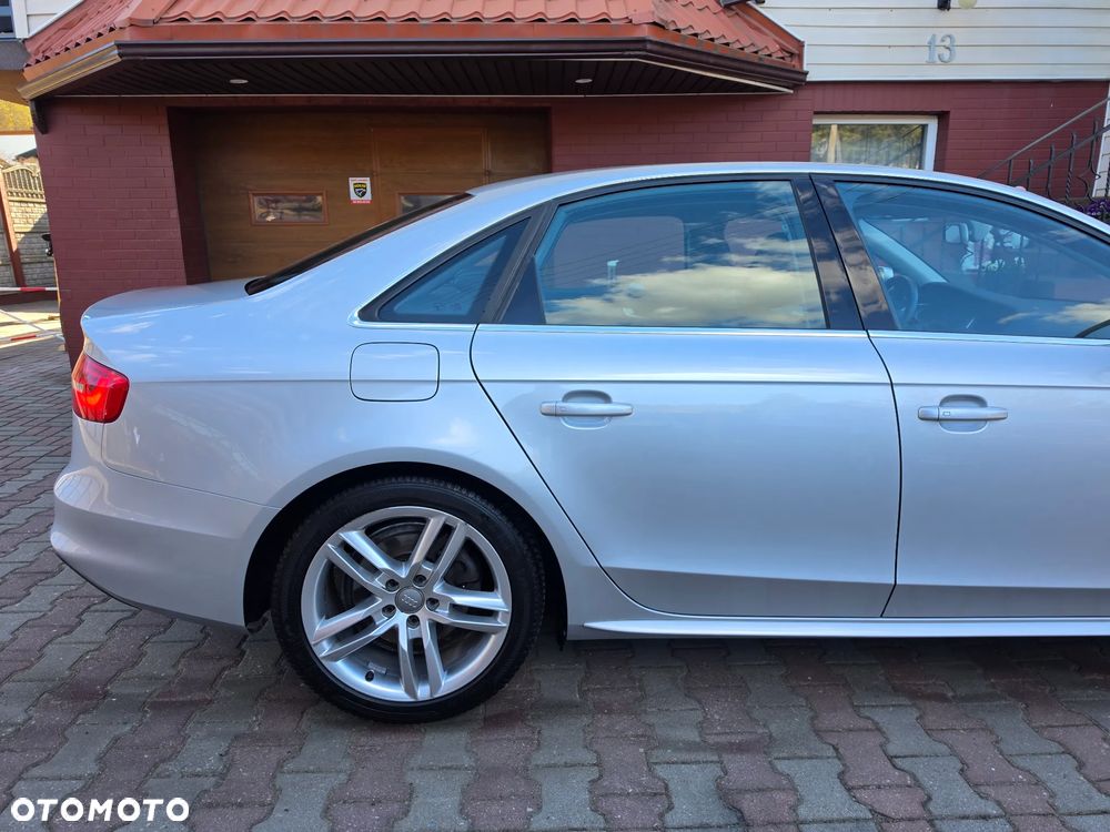 Audi A4 Limousine 1.8 TFSI S line Sportpaket - 8