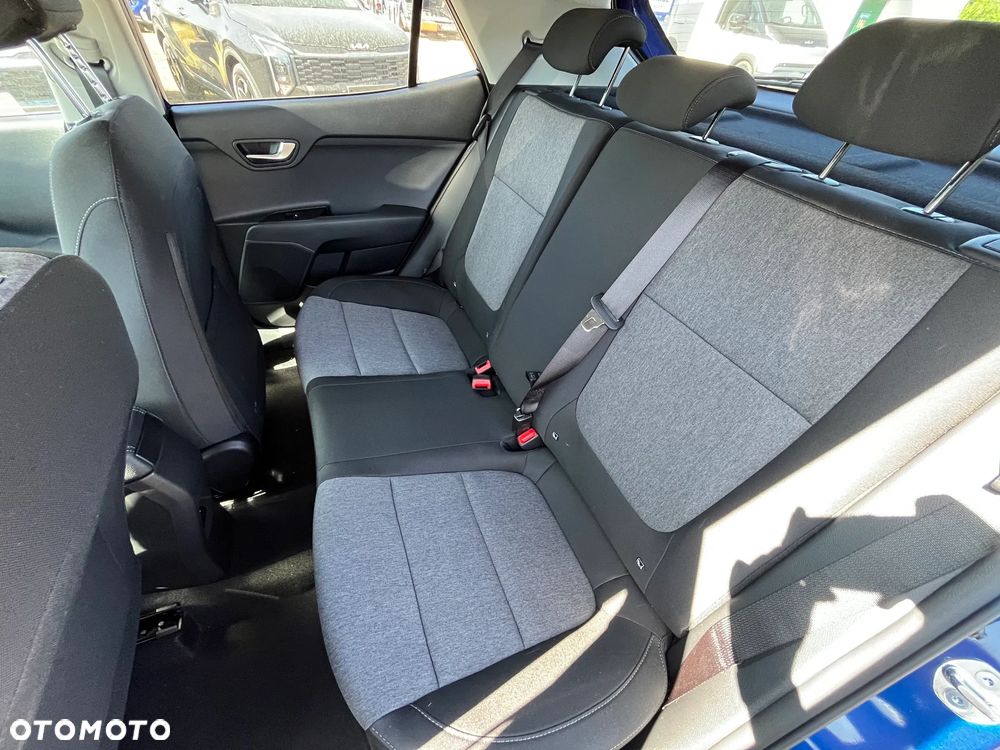 Kia Stonic 1.0 T-GDI L Business Line - 32
