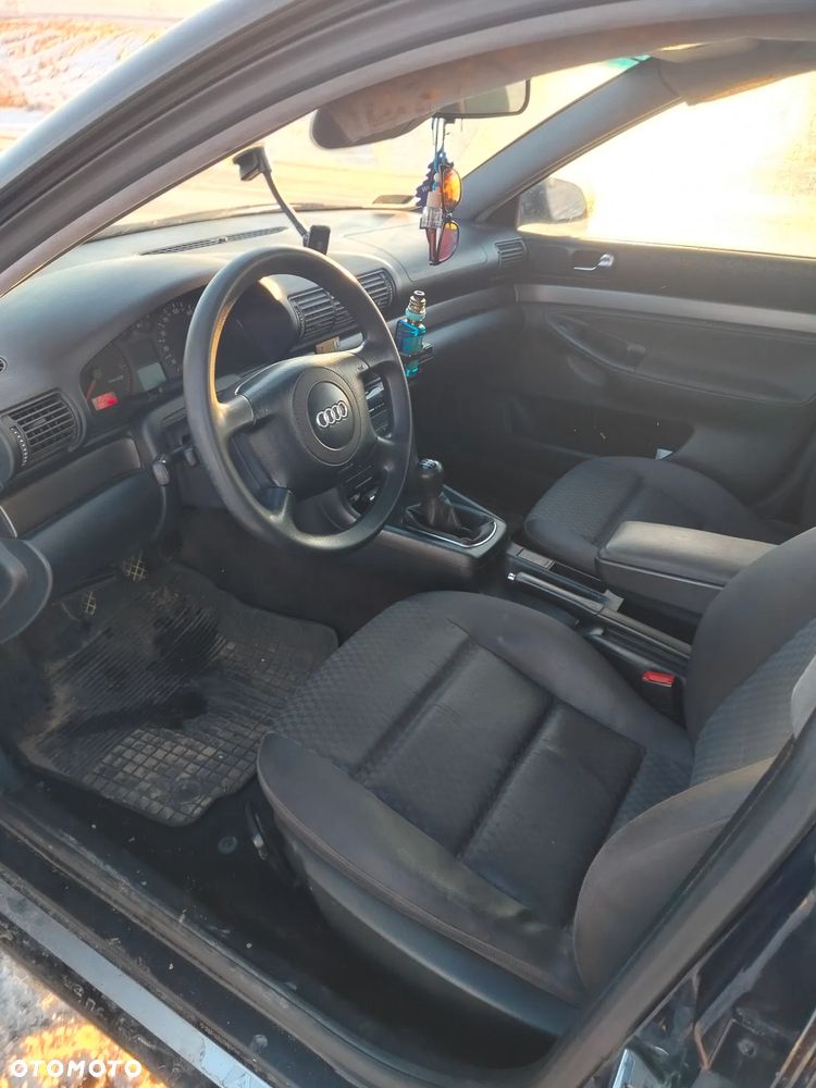 Audi A4 Avant 1.9 TDI - 7