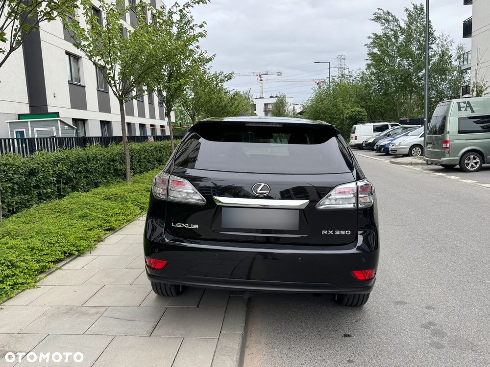 Lexus RX - 8