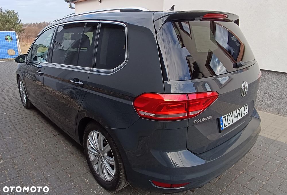 Volkswagen Touran - 3