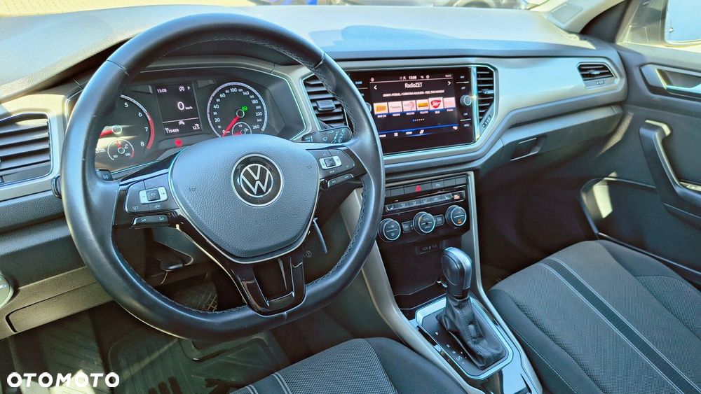 Volkswagen T-Roc - 35