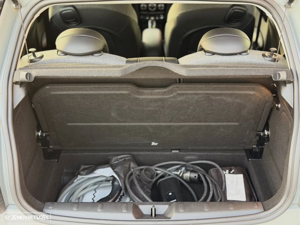 MINI 3 Portas Cooper SE Classic - 11