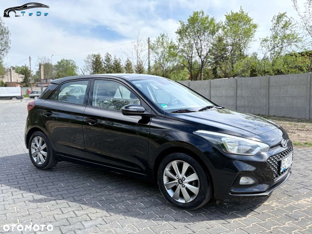 Hyundai i20 blue 1.2 Classic - 9