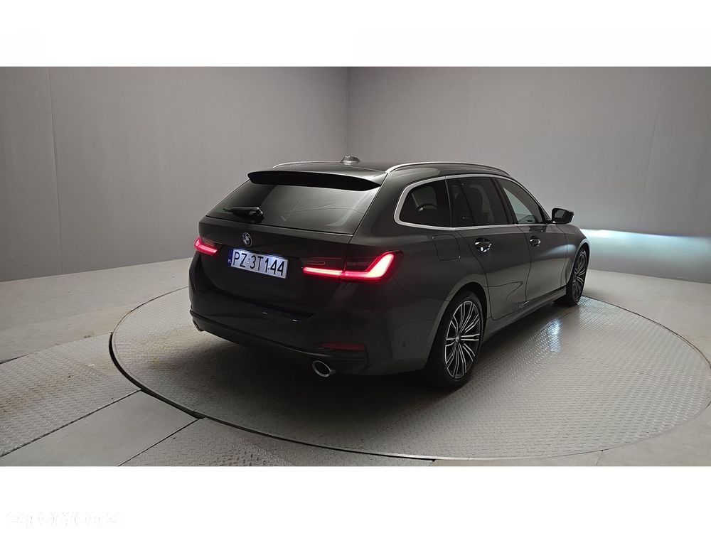 BMW Seria 3 - 30