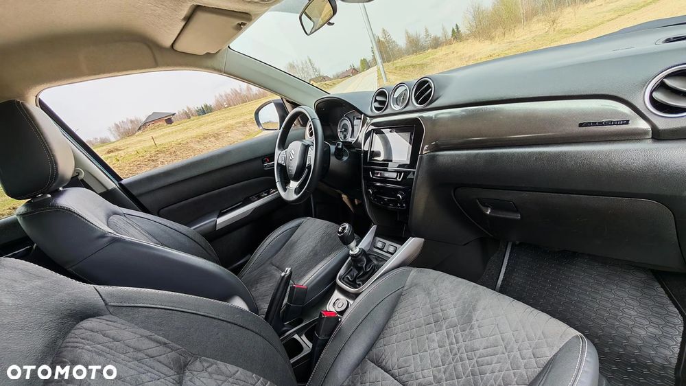 Suzuki Vitara 1.4 Boosterjet Allgrip Comfort+ - 22