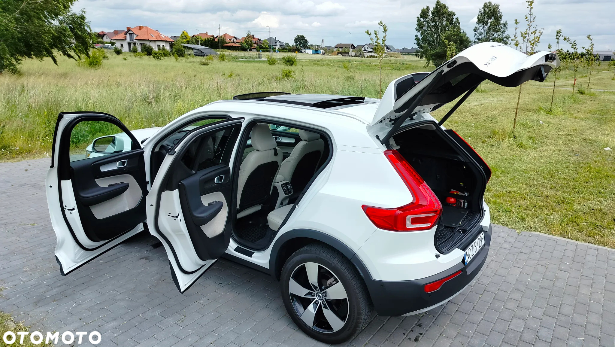 Volvo XC 40 T5 AWD Momentum Pro - 6