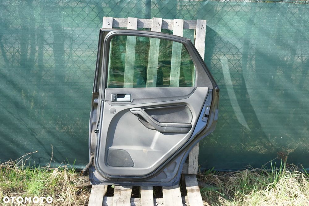 Drzwi tył tylne prawe Ford Focus Mk.2 HB 5d H4 - 9