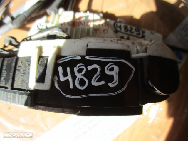 Fecho A9067401035 MERCEDES SPRINTER 2 W906 2009 2.2CDI 130CV 4P BRANCA TD MALA 8 PINOS - 5