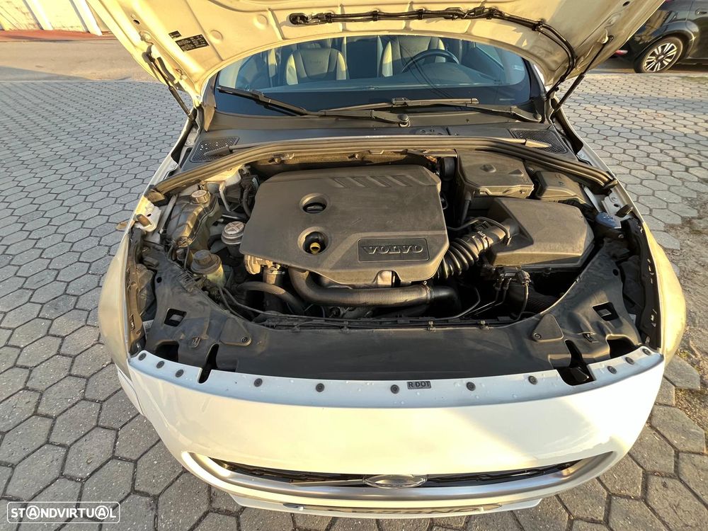 Volvo V60 D2 Edition — fotografia 39