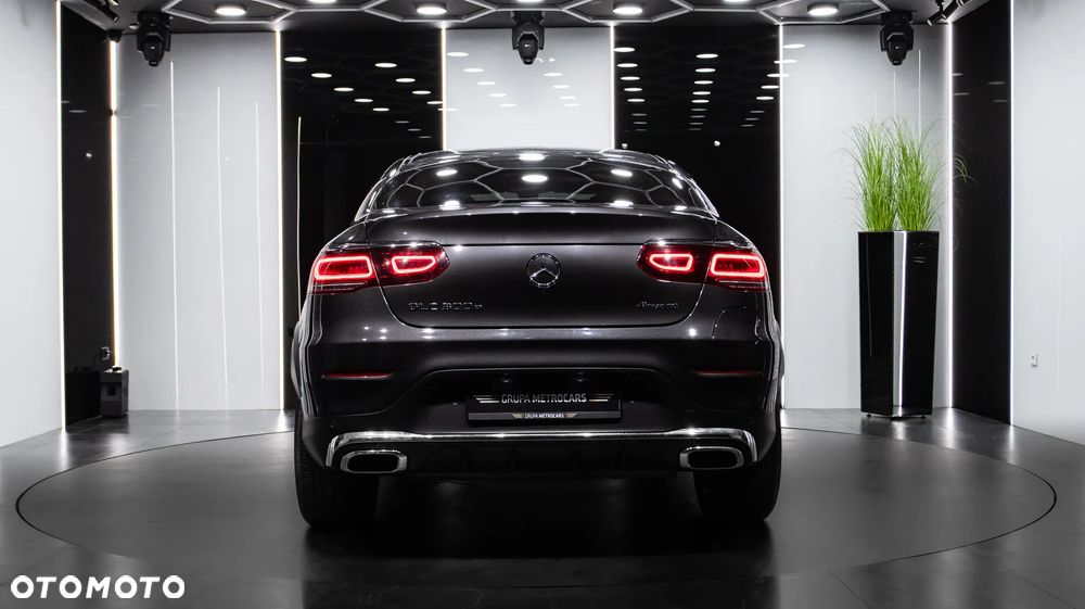 Mercedes-Benz GLC 300 e 4-Matic Business Edition - 6