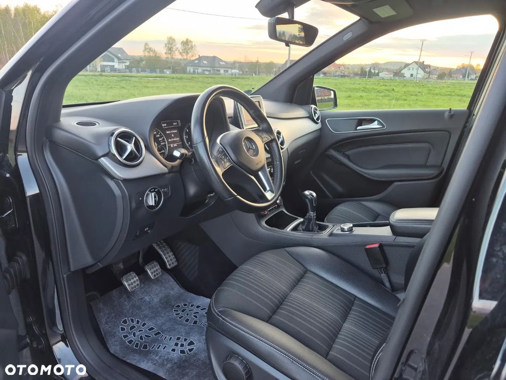 Mercedes-Benz Klasa B 200 BlueEFFICIENCY Edition 1 - 16