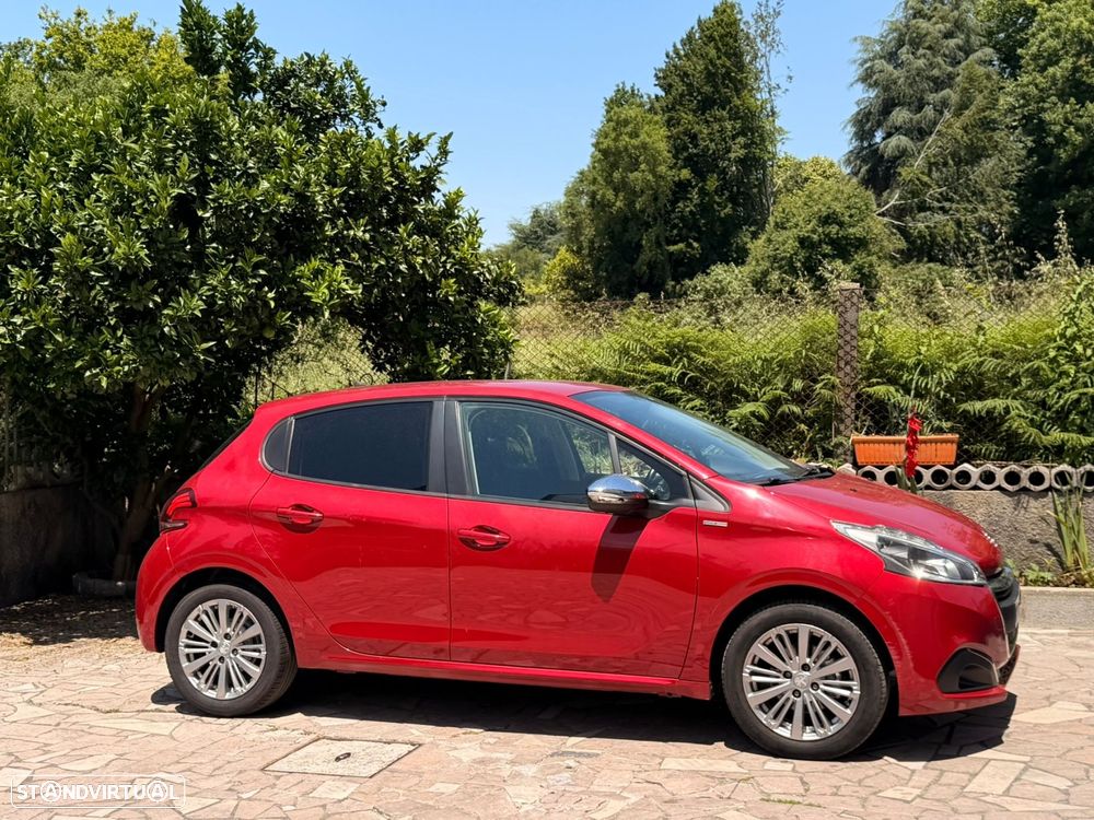 Peugeot 208 1.2 PureTech Style - 36
