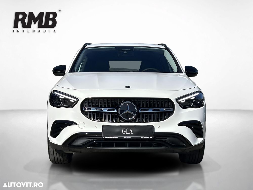 Mercedes-Benz GLA 220 4MATIC MHEV - 8