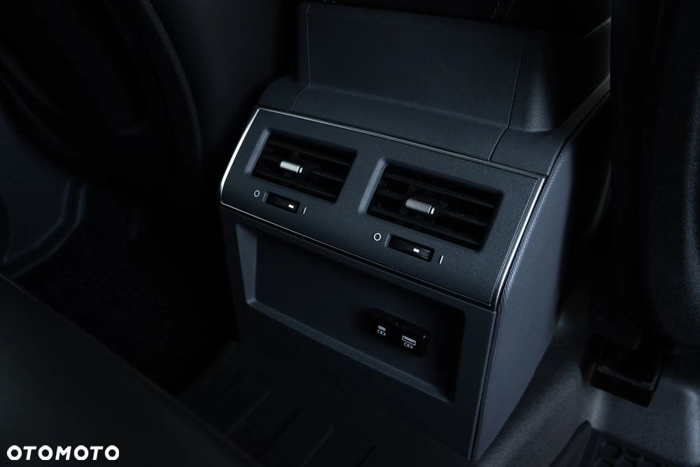 Ineos Grenadier Station Wagon 3.0L Turbo Trialmaster Edition - 24