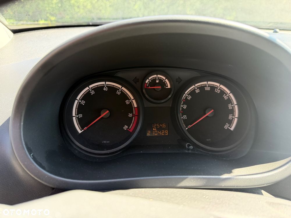 Opel Corsa 1.2 16V Enjoy - 2