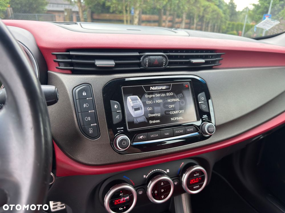Alfa Romeo Giulietta 1.4 TB 16V Multiair Collezione - 19