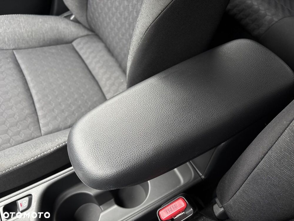 Toyota Yaris Hybrid 1.5 Comfort - 33