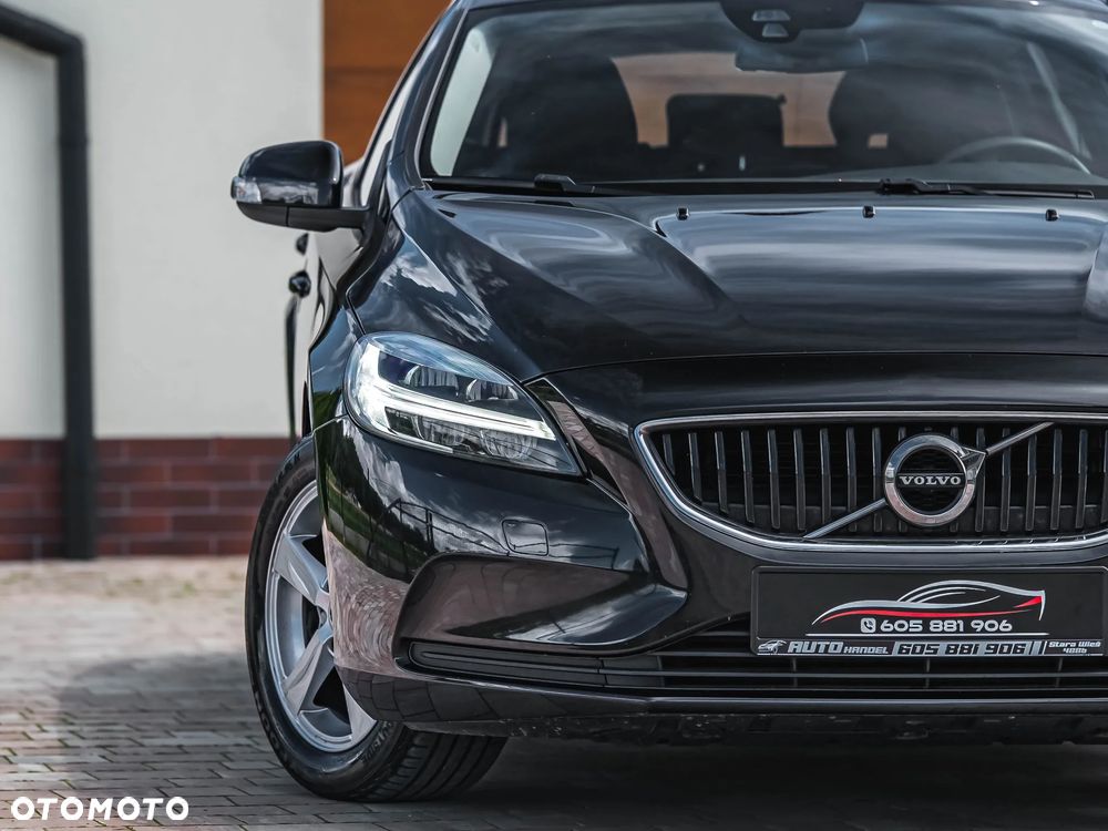 Volvo V40 D2 Momentum - 8