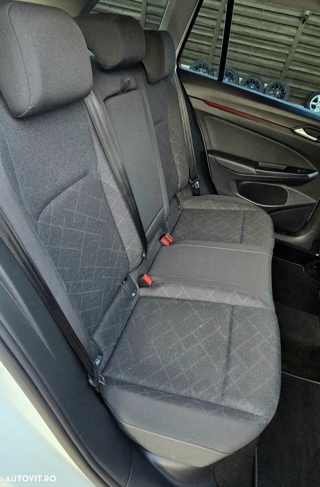 Volkswagen Golf 2.0 TDI SCR DSG Life - 28