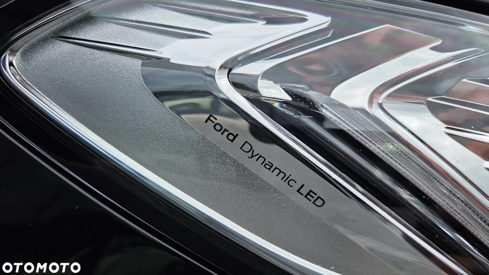 Ford Mondeo Vignale 2.0 EcoBoost - 28