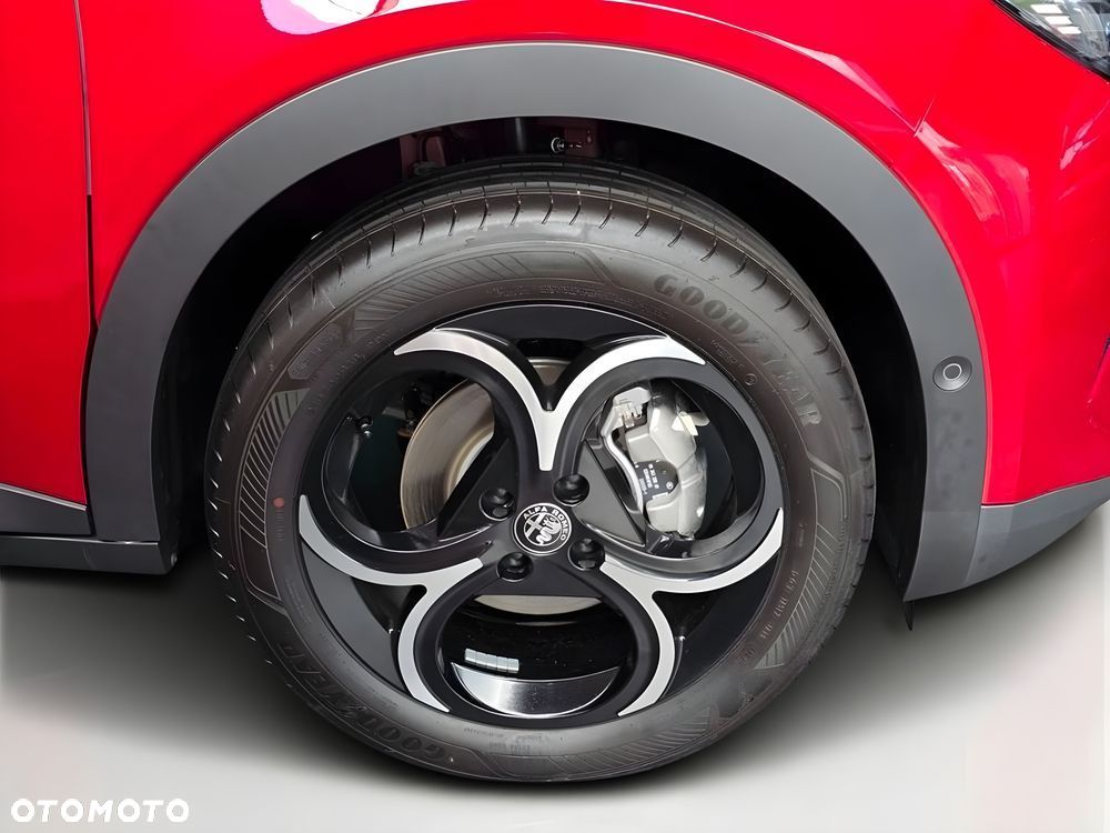 Alfa Romeo Junior 1.2 mHEV Ibrida Q4 eDCT - 24