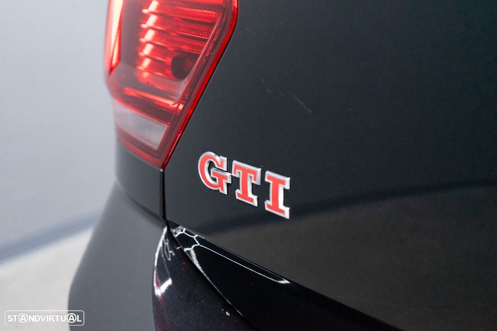 VW Polo 2.0 TSI GTI DSG - 17