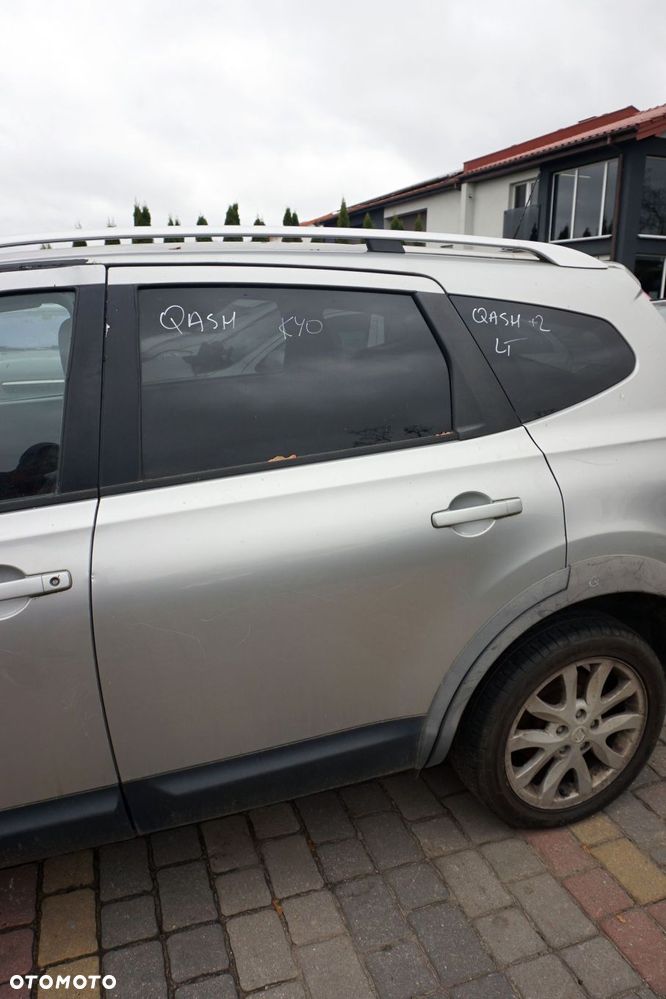 DRZWI TYLNE LEWE QASHQAI+2 I J10 KY0  SREBRNY NISSAN 2008-2013 - 1
