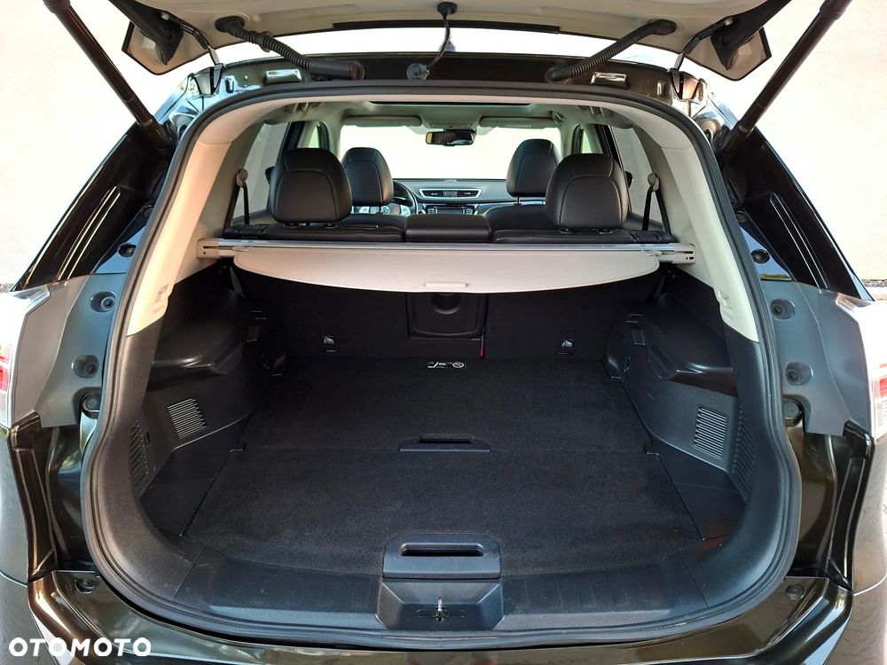 Nissan X-Trail 1.6 DIG-T Tekna - 23