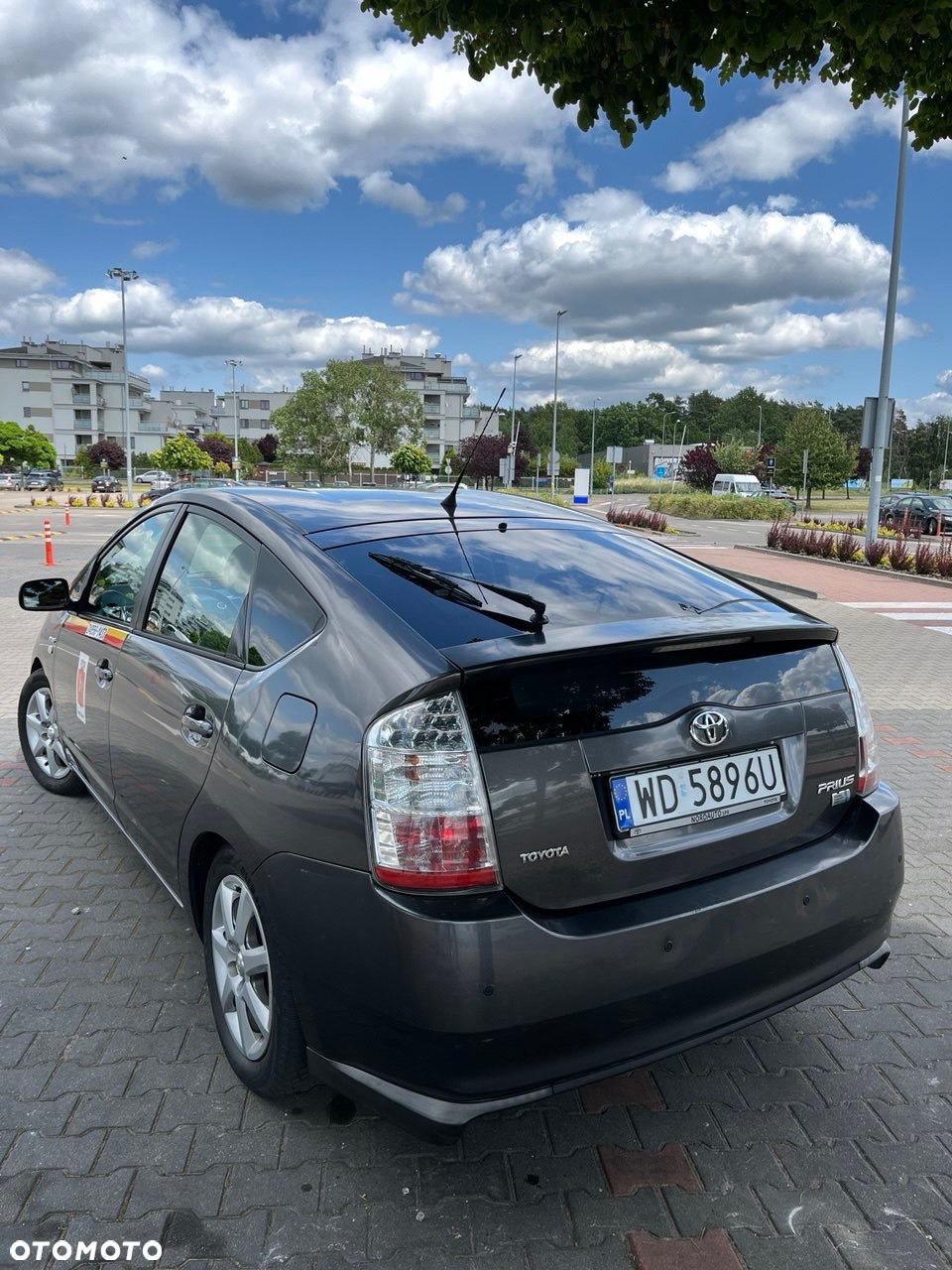 Toyota Prius - 9