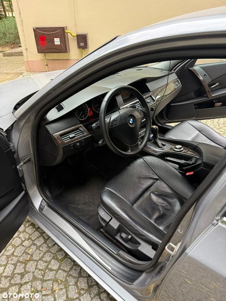 BMW Seria 5 - 12