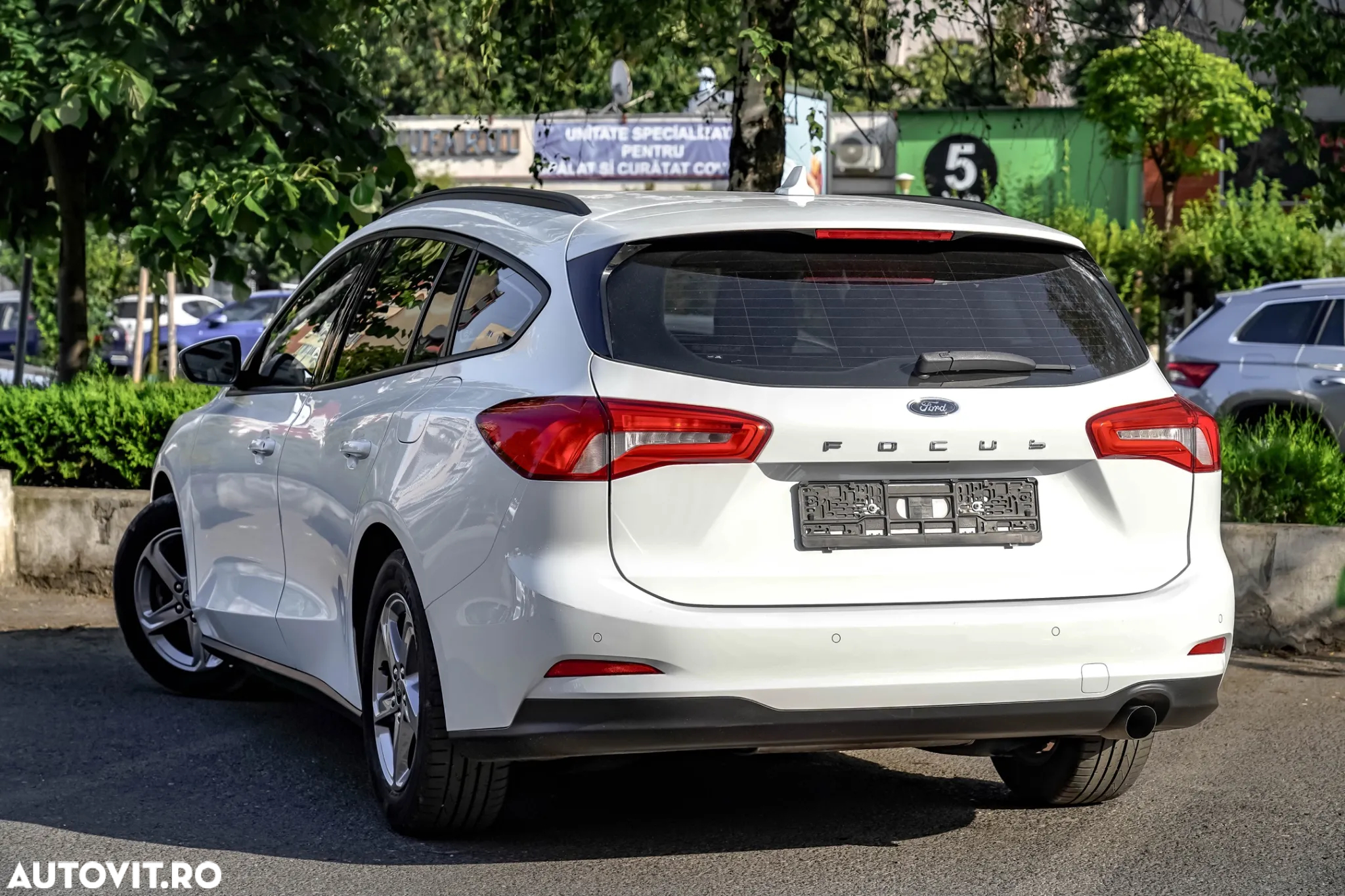 Ford Focus 1.5 EcoBlue Start-Stopp-System COOL&CONNECT - 10