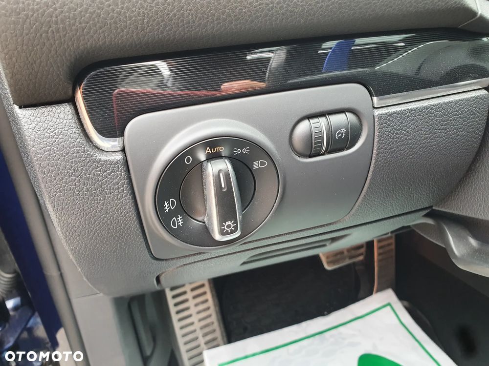 Volkswagen Golf 2.0 TDI DPF DSG GTD - 23