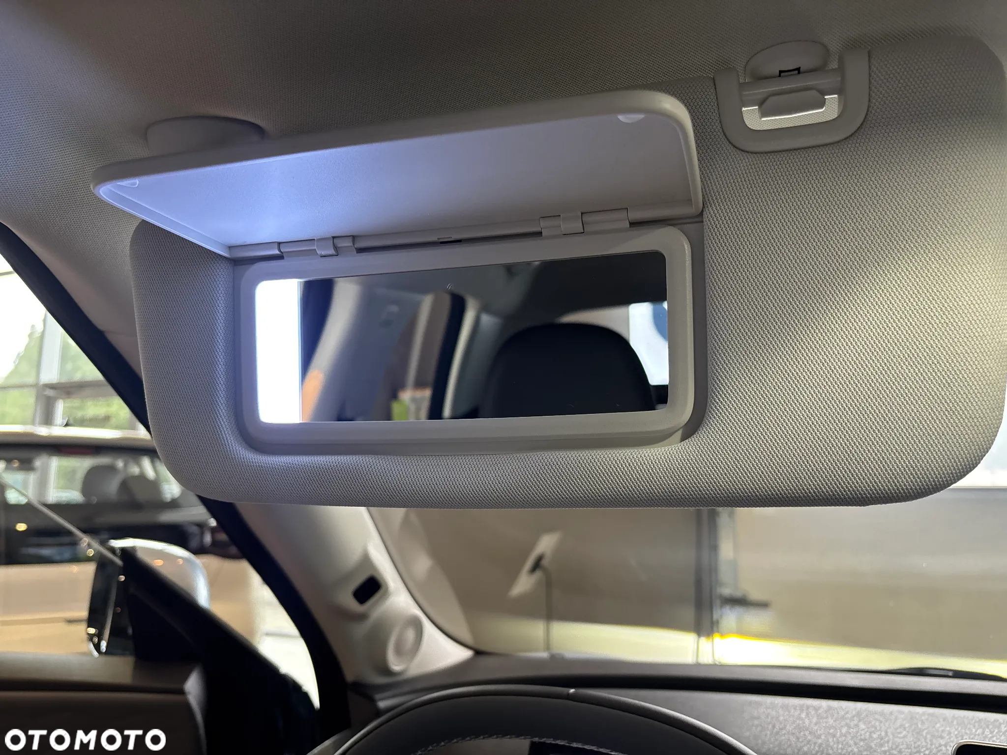 Dongfeng Box - 32
