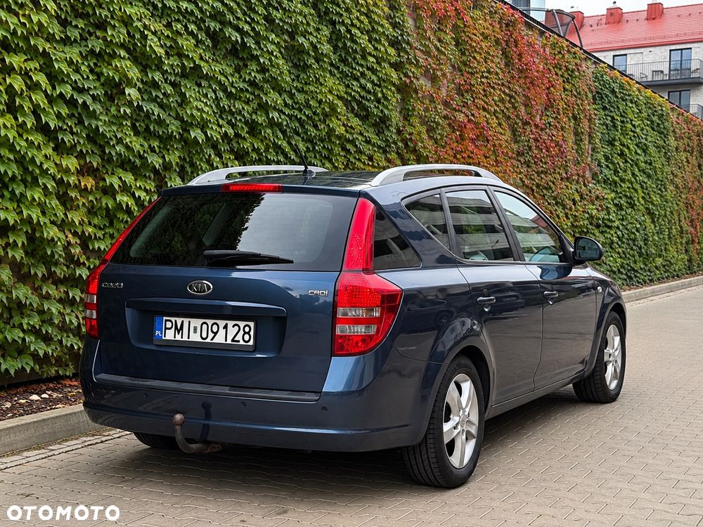 Kia Ceed 2009 photo 3