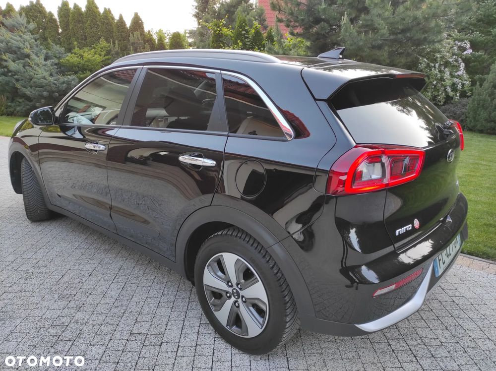 Kia Niro 1.6 GDI Hybrid L - 3