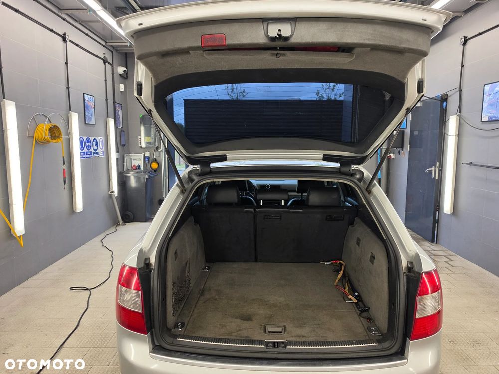 Audi A4 Avant - 16