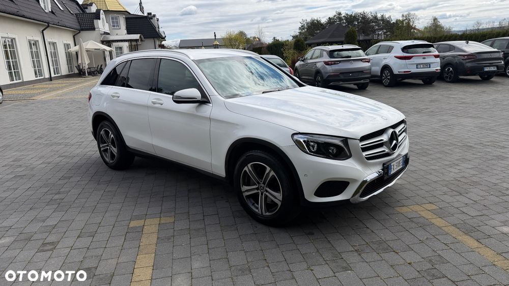 Mercedes-Benz GLC 220 d 4Matic 9G-TRONIC Exclusive - 28