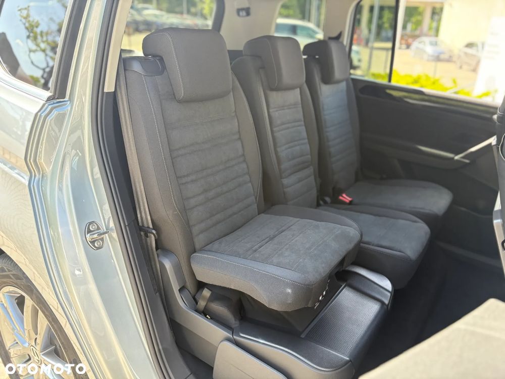 Volkswagen Touran 1.5 TSI EVO Highline DSG - 25