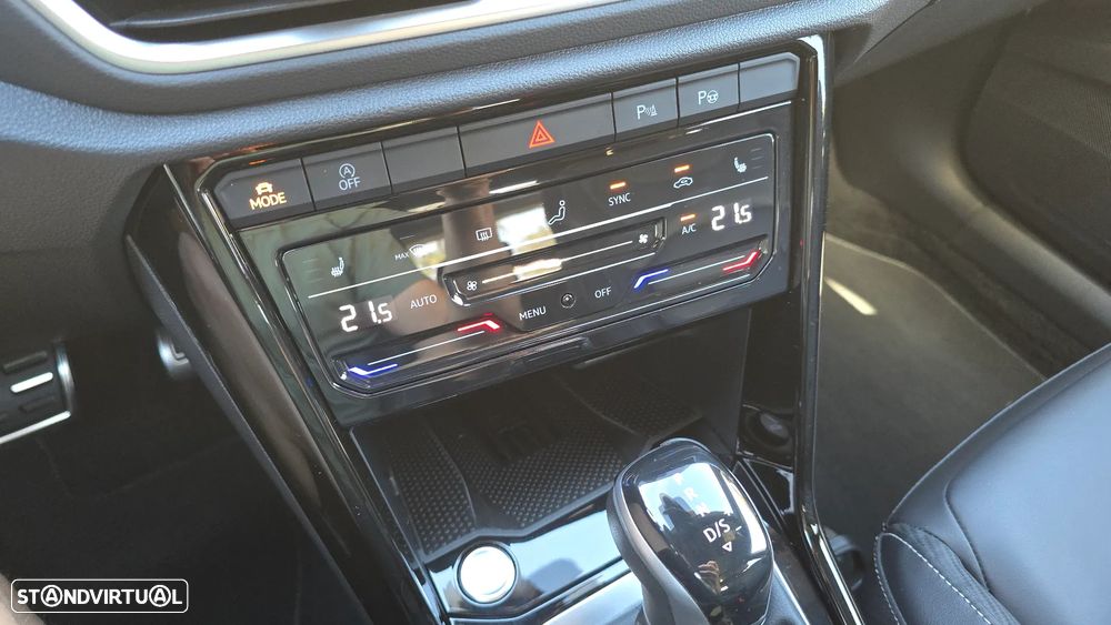 VW T-Roc 2.0 TDI R-Line DSG - 19