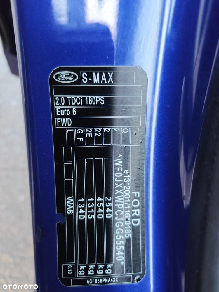 Ford S-Max - 19