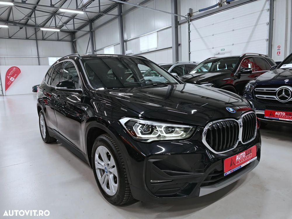 BMW X1 xDrive25e AT PHEV - 3