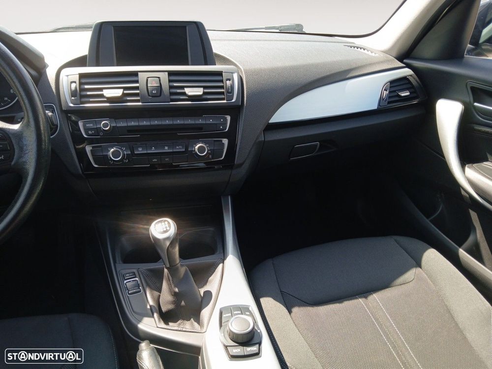 BMW 116 d - 11