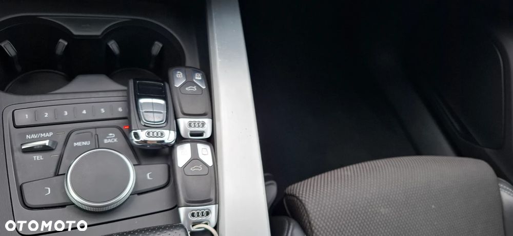 Audi A4 Avant 2.0 TDI S tronic quattro sport - 38